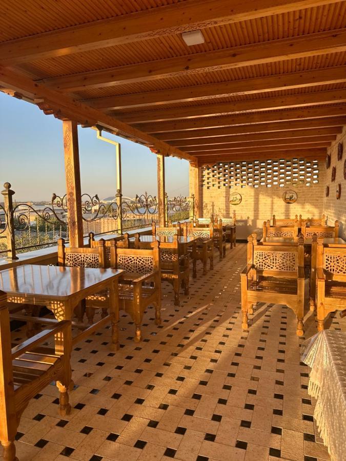 Hotel Zarhal Бухара Екстериор снимка