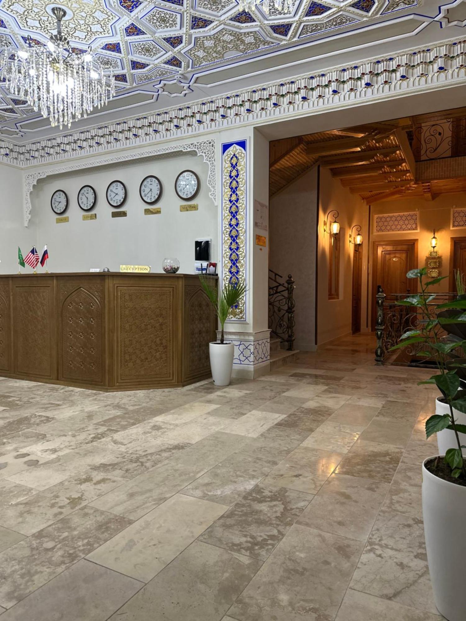 Hotel Zarhal Бухара Екстериор снимка
