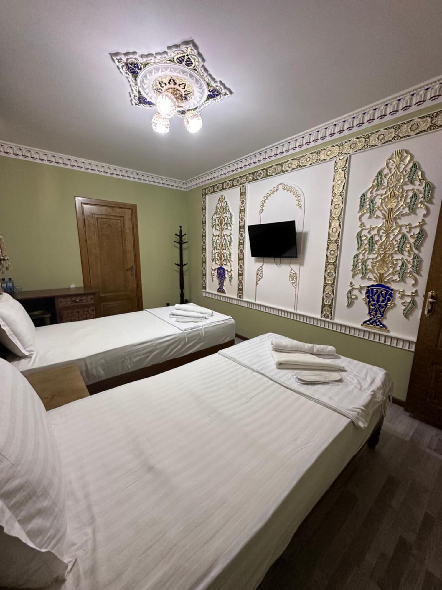 Hotel Zarhal Бухара Екстериор снимка