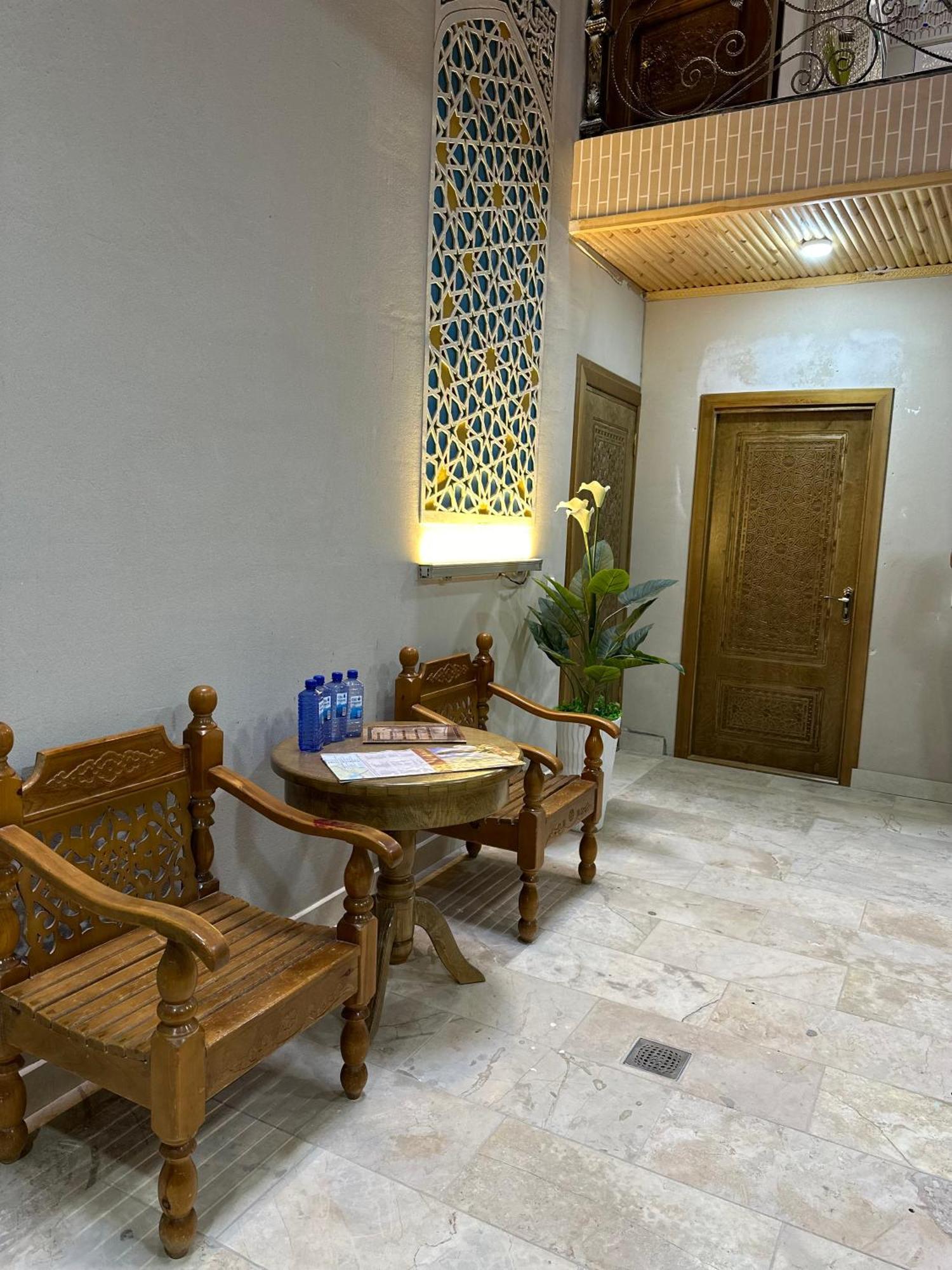 Hotel Zarhal Бухара Екстериор снимка