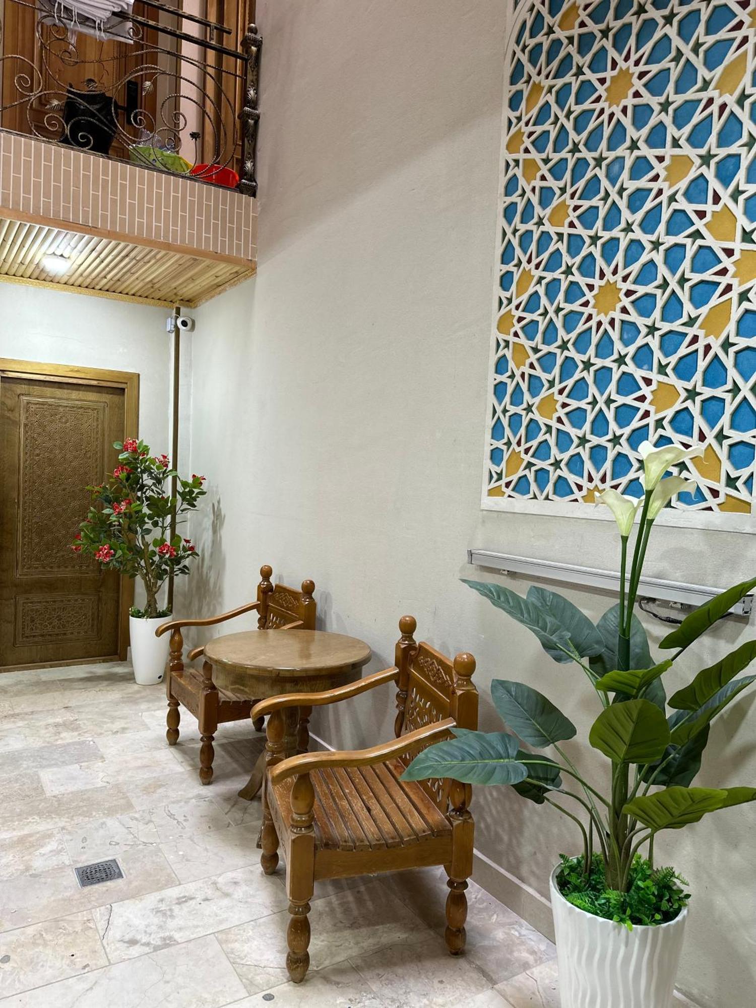 Hotel Zarhal Бухара Екстериор снимка