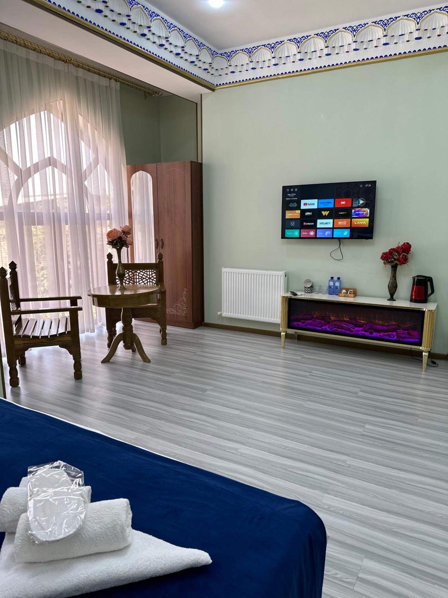 Hotel Zarhal Бухара Екстериор снимка