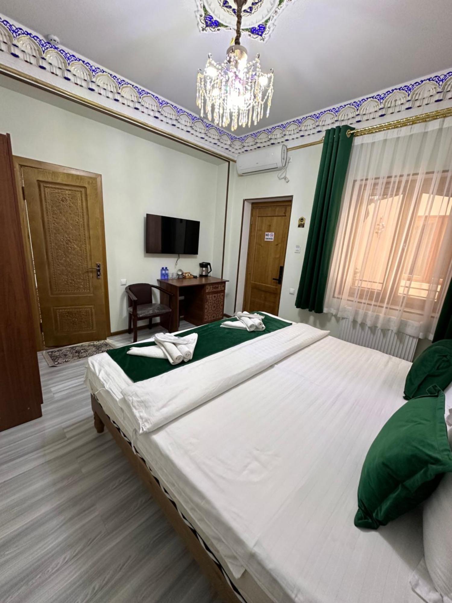 Hotel Zarhal Бухара Екстериор снимка